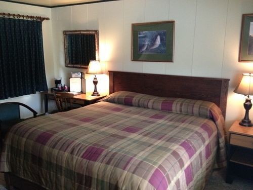 Hungry Trout Resort Motel 4*