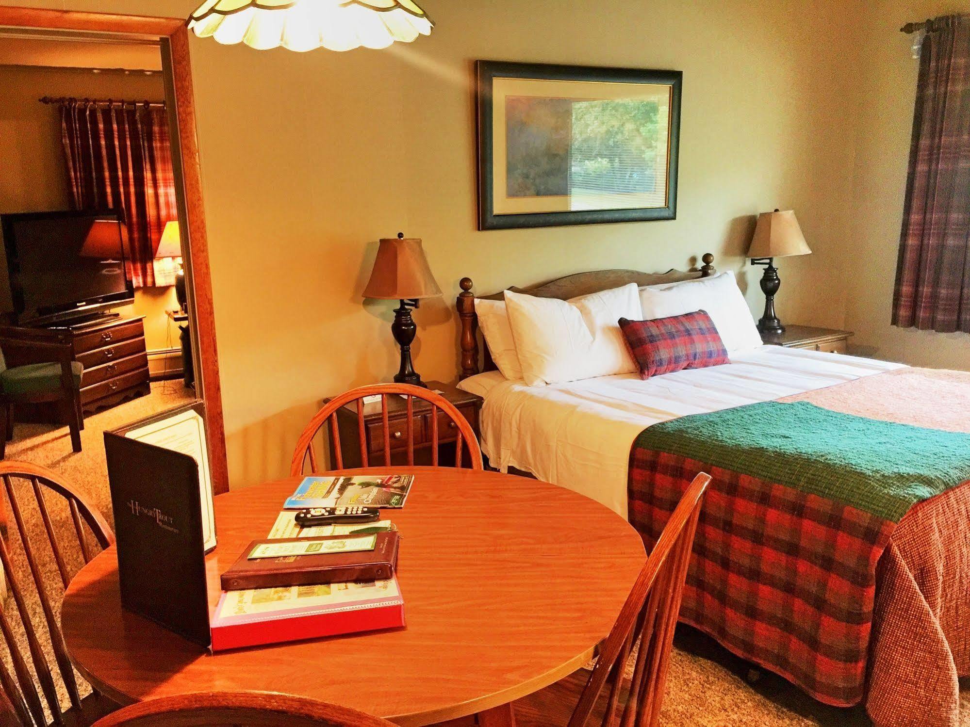 Hungry Trout Resort Motel 4*